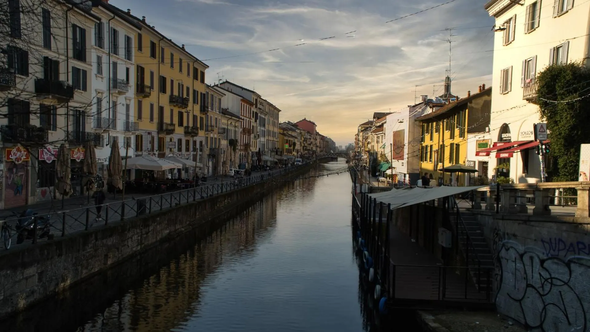 Charming Darsena Suite - Amazing Position Next To Navigli Milano Lägenhet